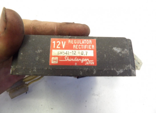 Regulator rectifier  Honda VF 700  750 S Sabre