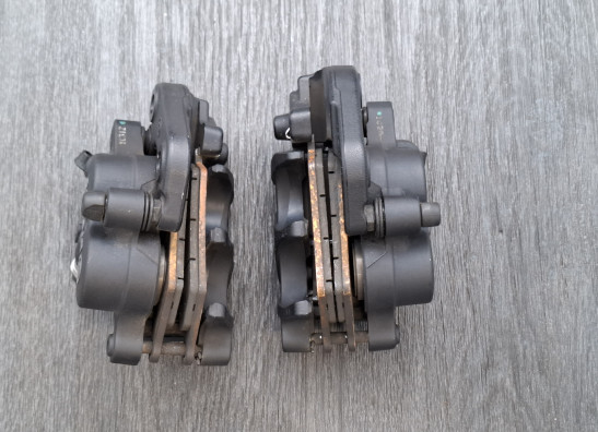 Bremssattel Bremszangen vorne BMW F 750 GS