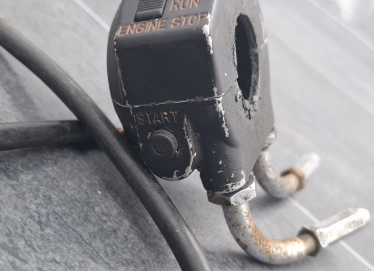 Handlebar switch assy right Suzuki GT 250