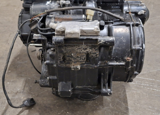 Engine Kawasaki GPZ 900