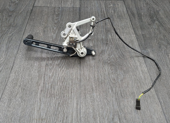 Fussrastetrager vorne rechts BMW R 1100 S