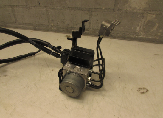 ABS pomp Yamaha Tracer 9 GT