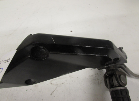 Fussrastetrager vorne rechts Kawasaki GPZ 1100