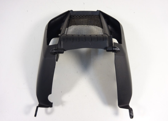 Cowl under Ducati monster 696