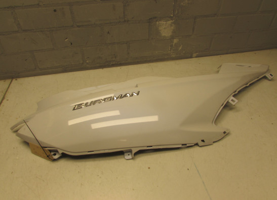 Cowl rear right Suzuki Burgman 650