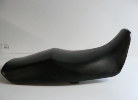 Zadel Suzuki VX 800
