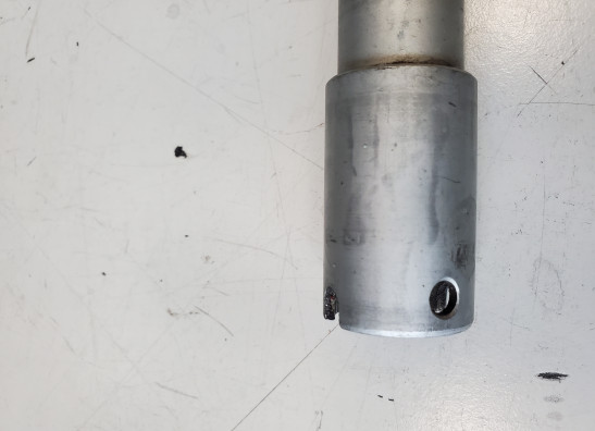 Vooras Aprilia RST 1000 Futura