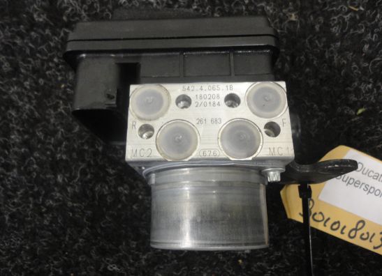 ABS pomp Ducati 939 Supersport