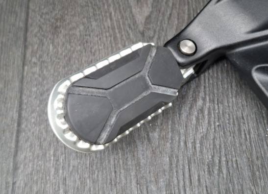 Pillion step left  BMW R 1300 GS