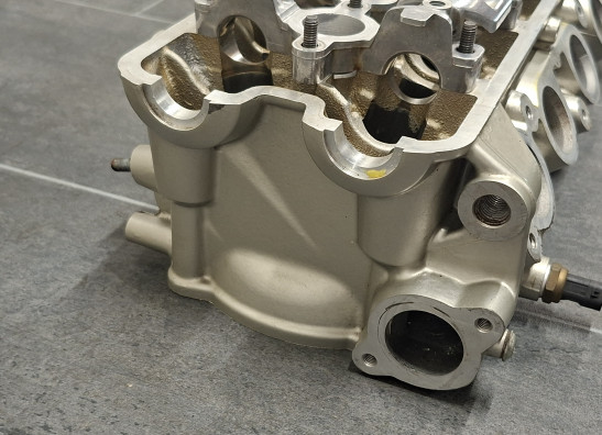 Cilinderkop BMW K 1600 GT