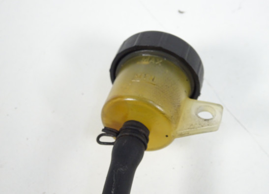 Rempomp achter Ducati 600 SS Supersport