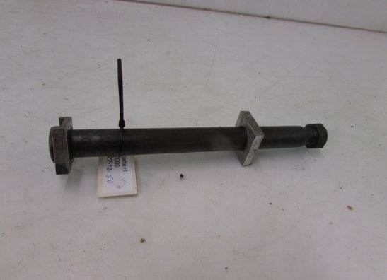 Rear axle Yamaha YZF R1