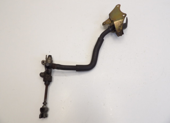 Rempomp achter Honda TRANSALP