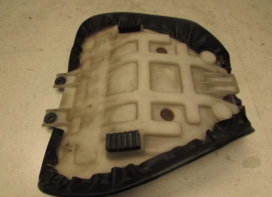 Zadel Suzuki GSX R 750