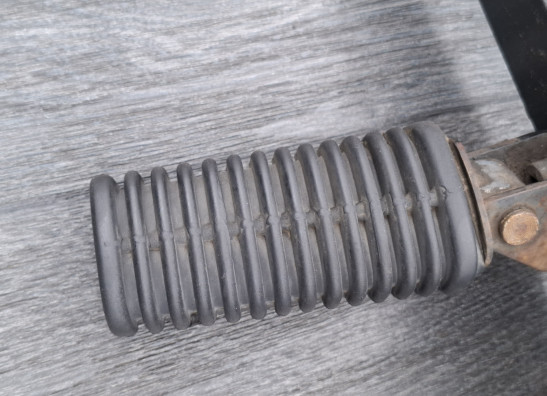 Fussrastetrager vorne rechts BMW K 75