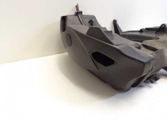 Air cleaner case Yamaha YP 400 Majesty