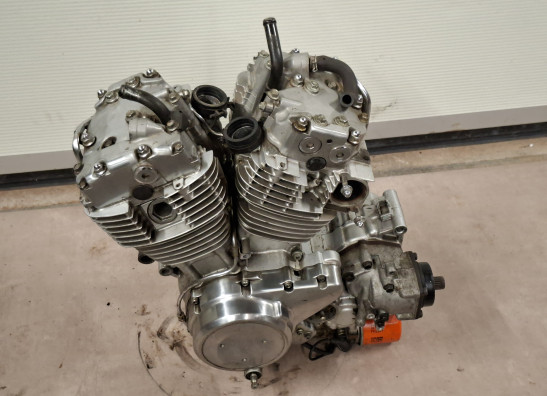 Engine Honda VT 700 750
