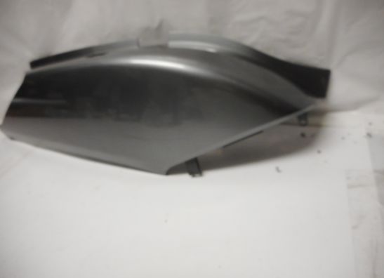 Rechter zijkuip klein Yamaha X max 250 i