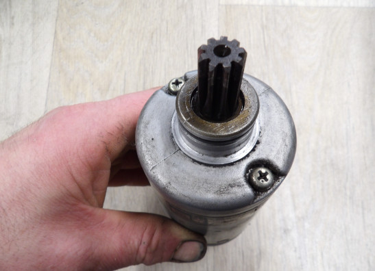 Starting motor Suzuki GS 550 L