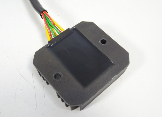 Regulator rectifier  BMW F 650 CS Scarver
