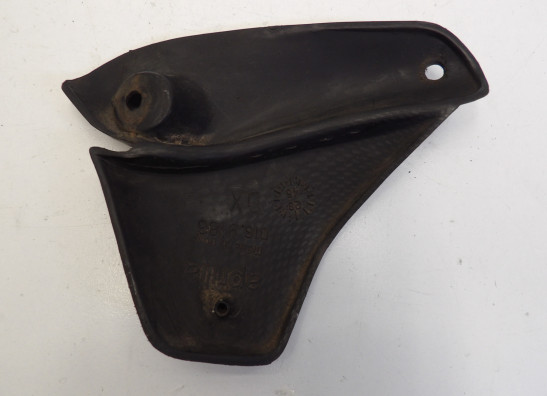 Cowl right small Aprilia Pegaso 650
