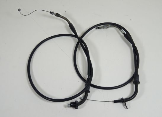 Throttle cable Suzuki Burgman 650