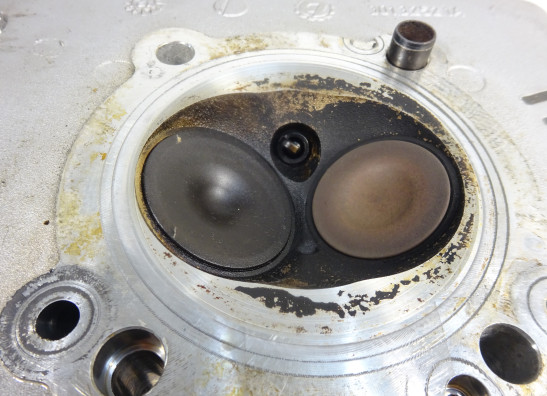 Cylinder head Ducati monster 696