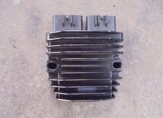 Regler Gleichrichter Benelli TRK 702