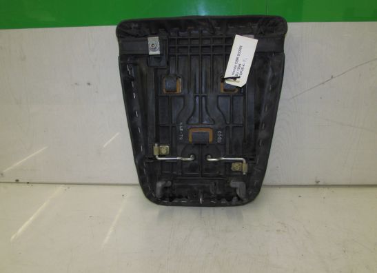 Zadel Honda CBR 900 RR