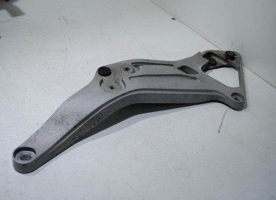 Main step holder left Yamaha GTS 1000