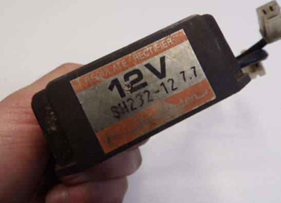 Regulator rectifier  Honda CM 400 T 