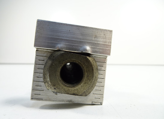 Rear axle Yamaha Tracer 700