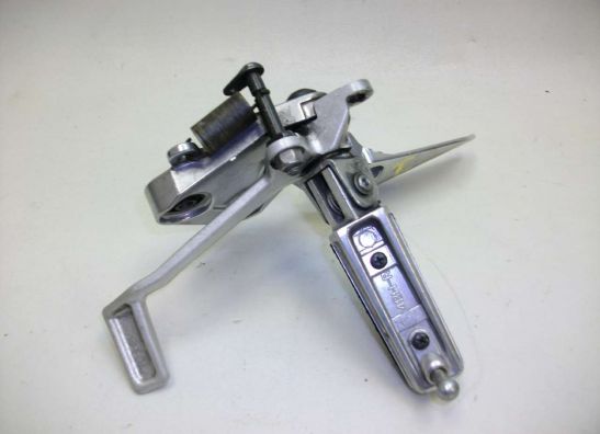 Main step holder right Yamaha FAZER 1000