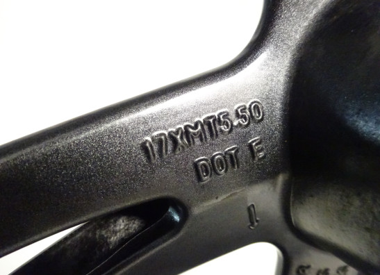 Achtervelg Triumph Sprint ST 1050