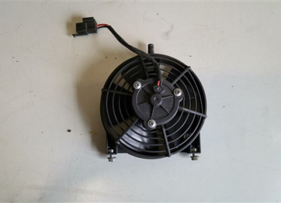 Ventilator Aprilia RSV 1000