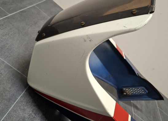 Frontverkleidung kanzel Honda VF 700  750 F