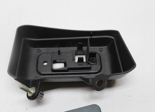 Cowl left small Yamaha XSR 900