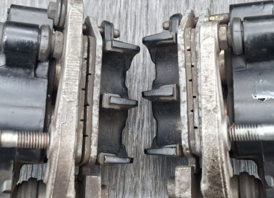 Brake calipers front Honda CB 750 