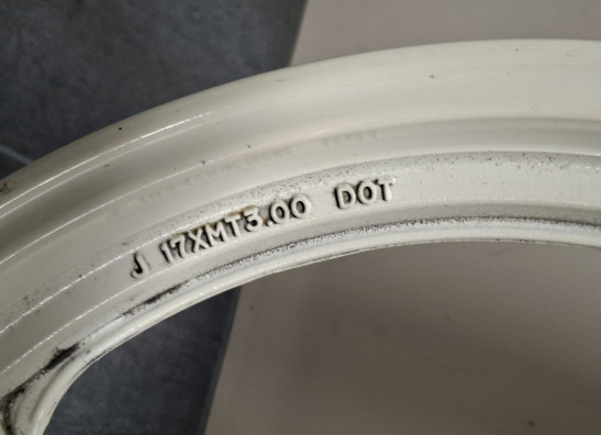 Front Wheel Yamaha FZR 600