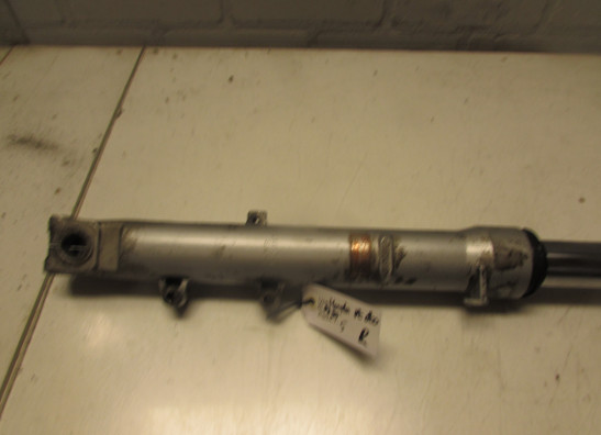 Voorpoot rechts compleet Honda VF 700  750 F