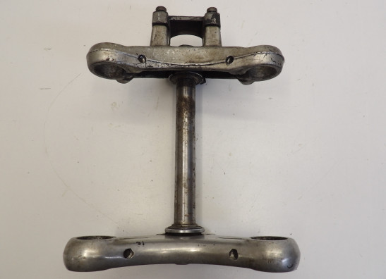 T stuk + kroonplaat Moto Guzzi V35 V50 V65