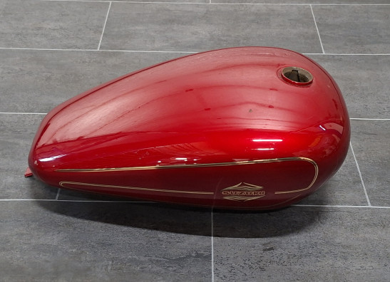 Benzintank Suzuki VS 800 Intruder