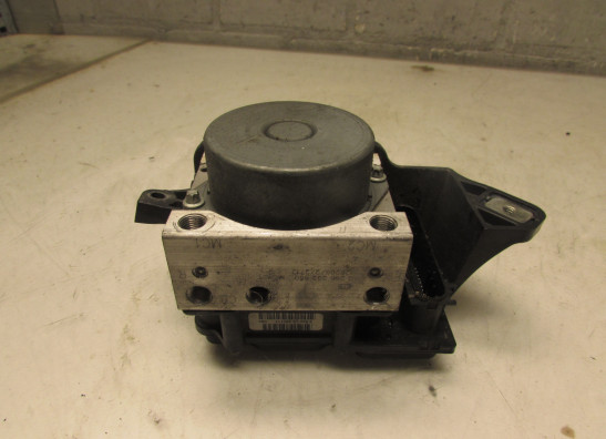 ABS pomp Honda VFR 1200 X Crosstourer