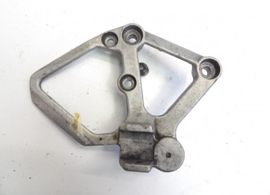 Fussrastetrager vorne rechts Honda CBR 600 F