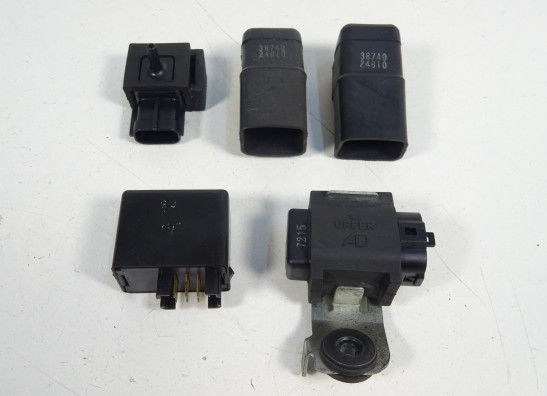 Relay Suzuki GSR 600