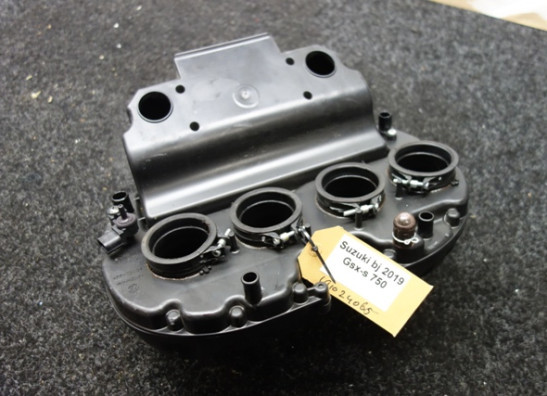 Air cleaner case Suzuki GSX S 750