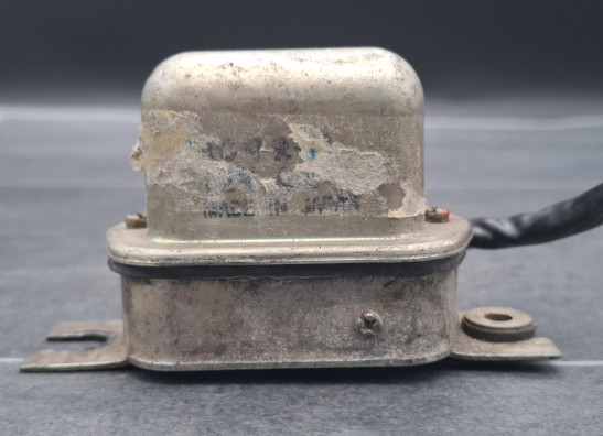 Regler Gleichrichter Suzuki GT 550