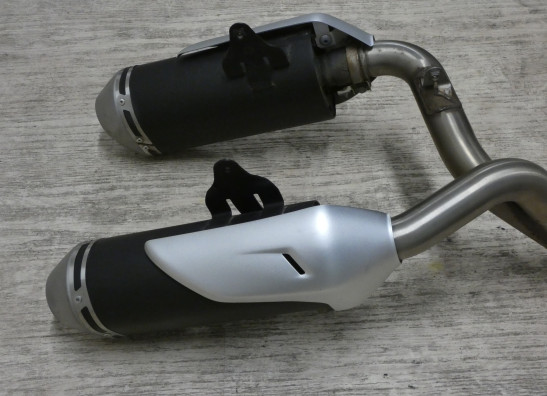 Auspuff Triumph Speed triple RS