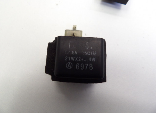 Relais unit Suzuki RF 900