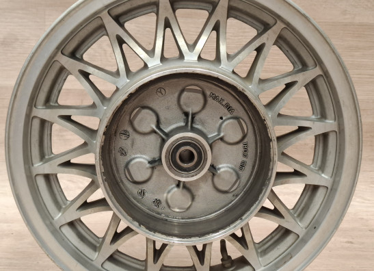 Rear wheel Suzuki VS 700 Intruder